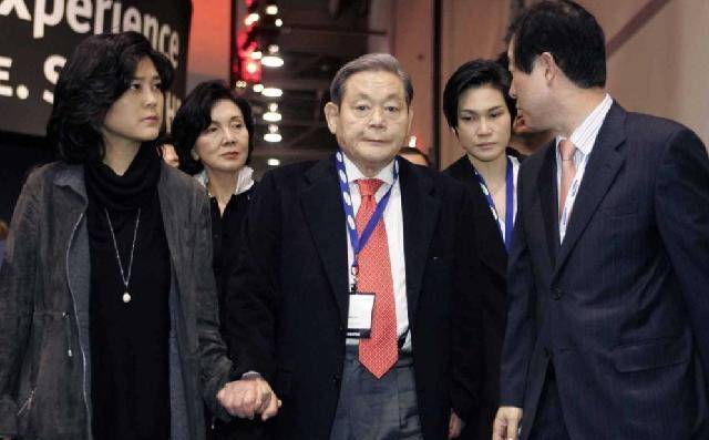 三星小公主李尹馨:才貌双全身价上亿,26岁为嫁穷小子魂断他乡_赵文虞