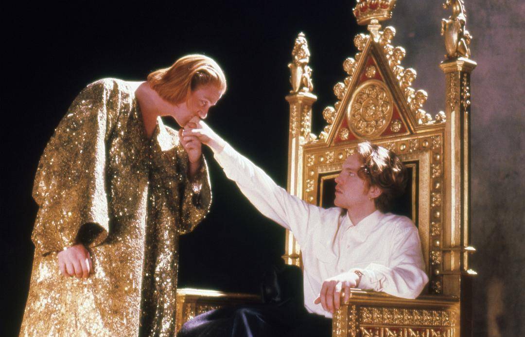 相传被妻子命人用烧红的粗铁棍,捅入肛门而死_爱德华二世_伊莎贝尔