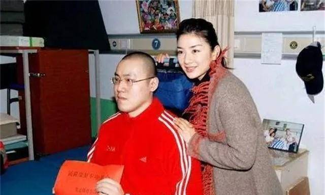 汤淼三岁女儿照片图片