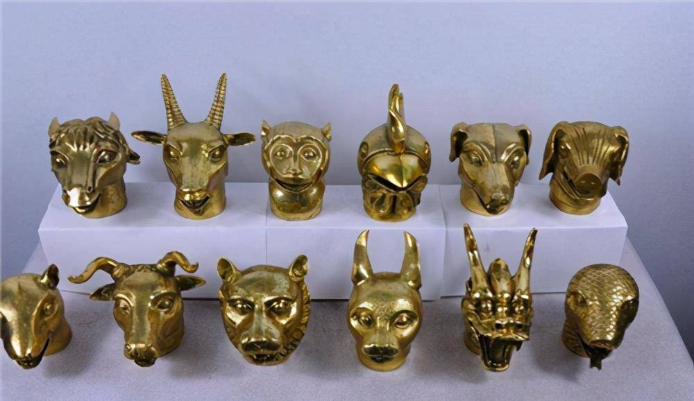 圆明园的12兽首,回归的7尊是如何收回的?另外的5尊到底去哪了?