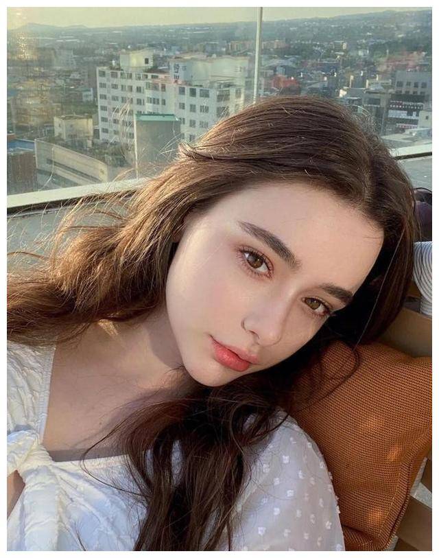 格鲁吉亚富家女嫁给中国人老王,坚决要多生几个孩子,老王啥态度