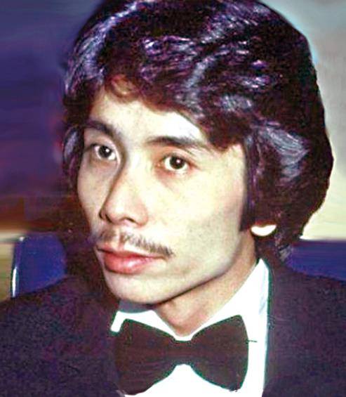 1982年,鲁迅长孙周令飞为了爱情“逃”到台湾,竟以卖爆米花为生_手机搜狐网