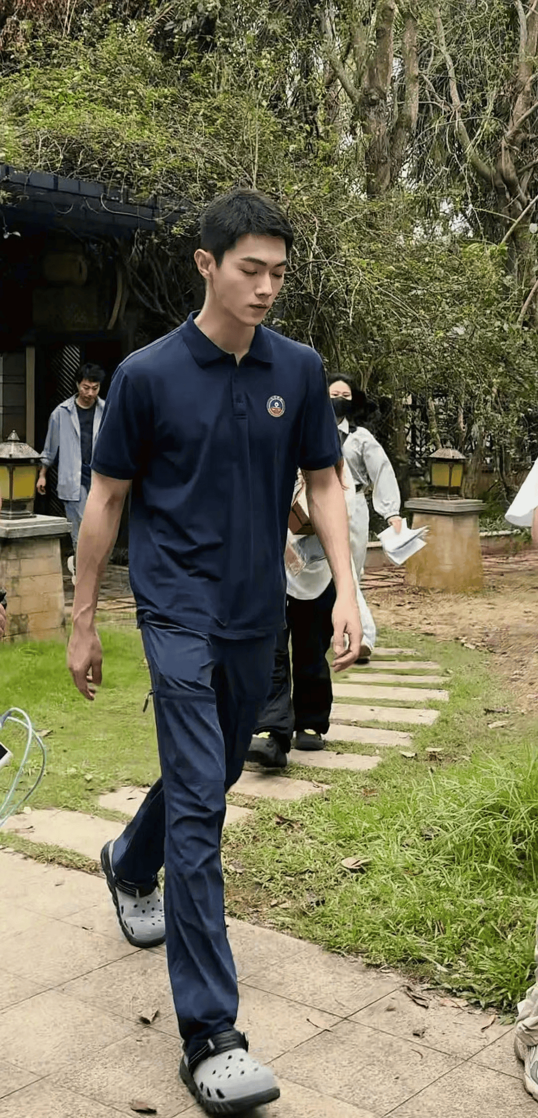 你看路人偷拍的生图 这样真的好看吗?