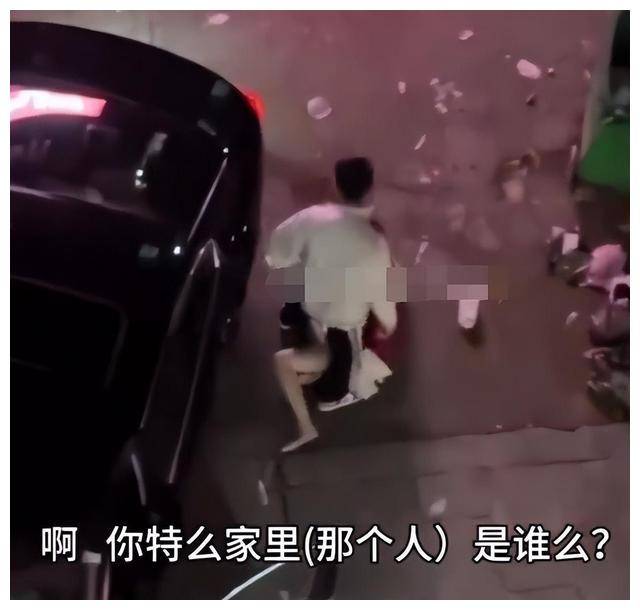 成都一女子出轨遭男友捉奸暴打,现场曝光太辣眼,网友评论太搞笑