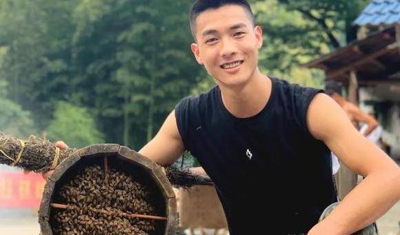称为"道家之主",人们还用井底之蛙来形容那些没有见识,鼠目寸光的人