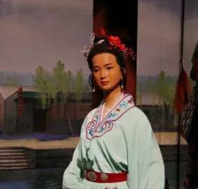 明朝宫女服饰侍女图片