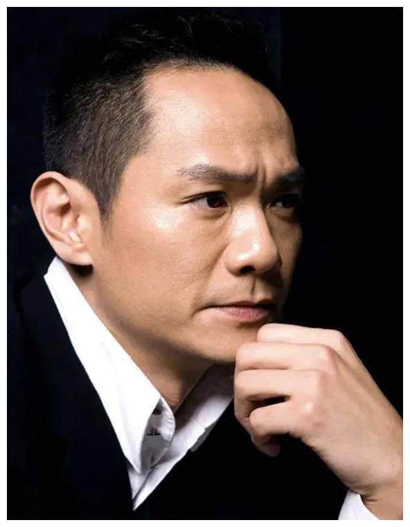 果靖霖:妻子去世14年,他发誓永不再娶,今53岁无儿无女独自生活