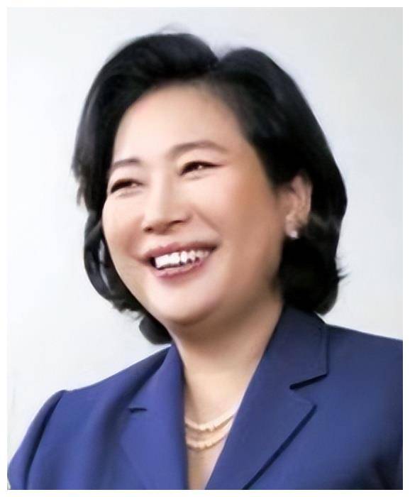 让家人直翻白眼,外人却对她啧啧称赞_玄贞恩_郑梦宪_郑周永