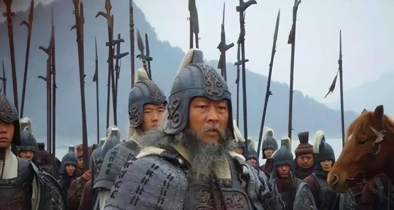 深度解析历史上真实的赤壁之战!_曹操_刘备_黄盖