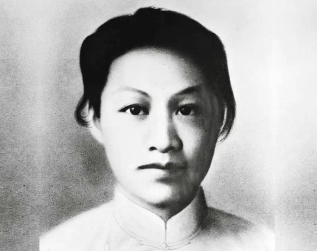 1927女烈士图片