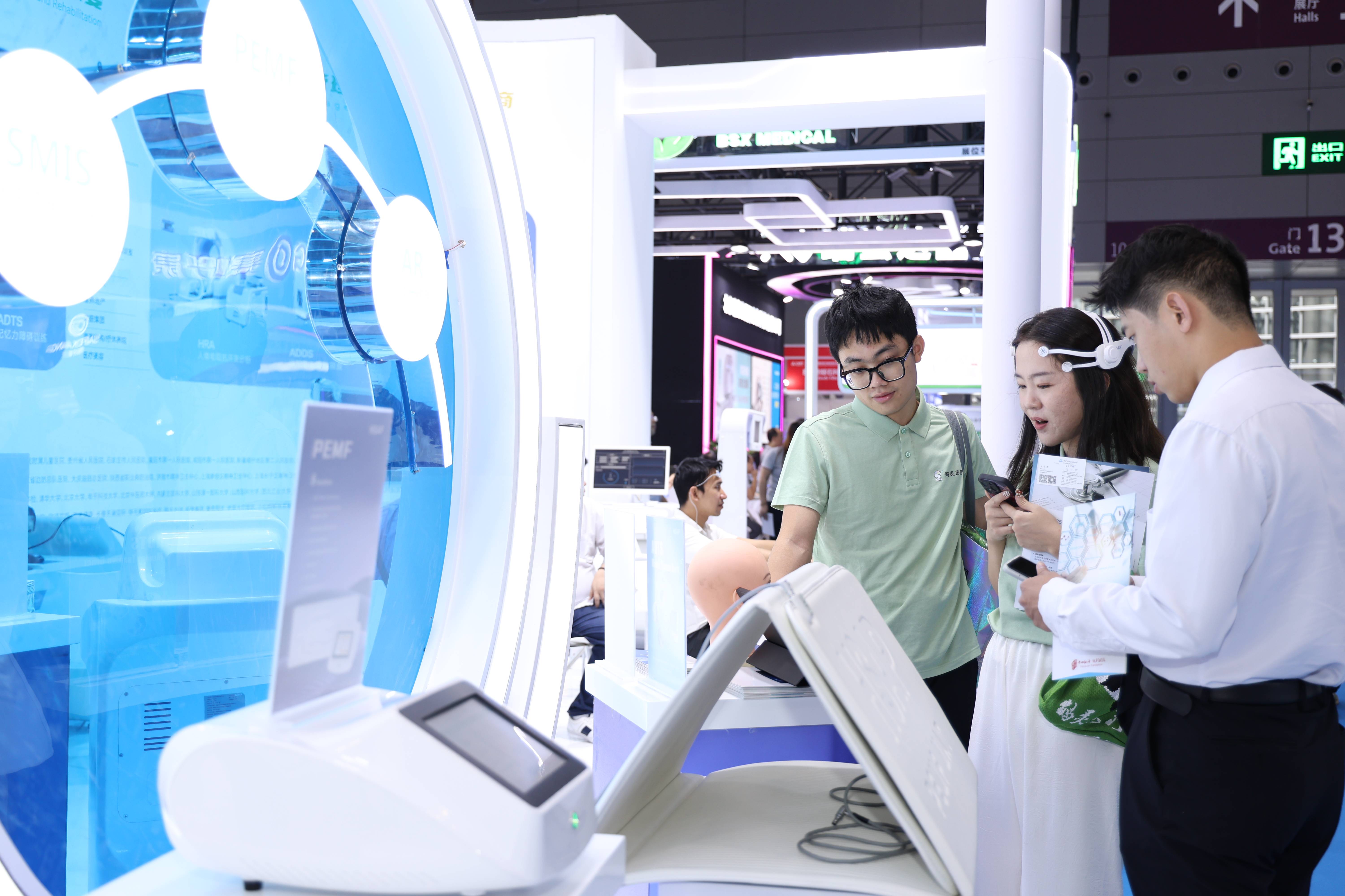 第90届cmef医博会,惠斯安普功能医学设备大放异彩