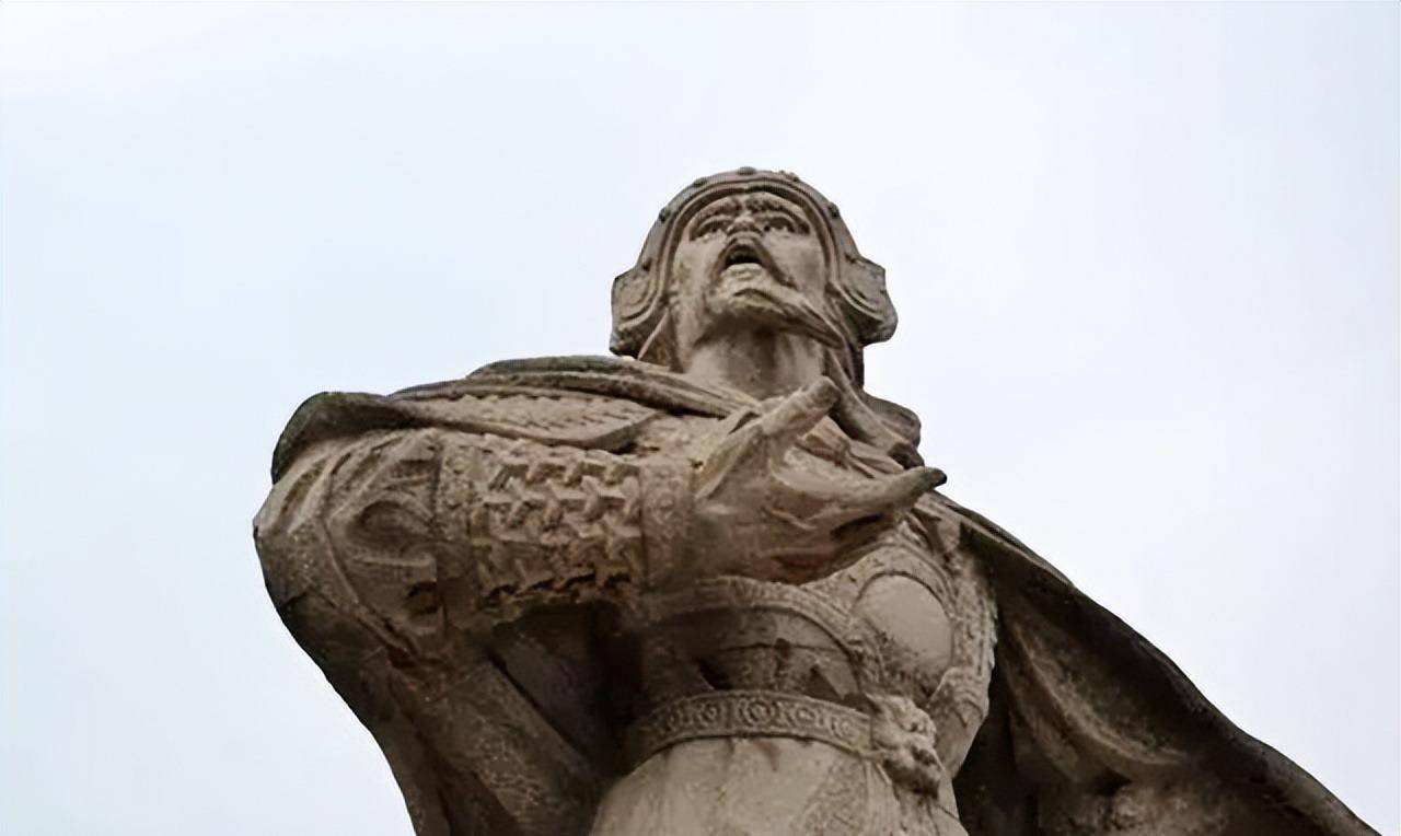 袁崇焕凌迟被杀,贴身侍卫发一毒誓,迄今后人18代已执行392年