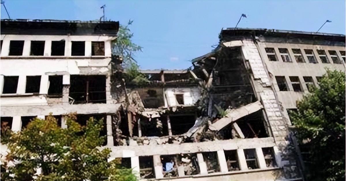 1999年,北约轰炸中牺牲的记者邵云环,今丈夫未娶,儿子继承遗志