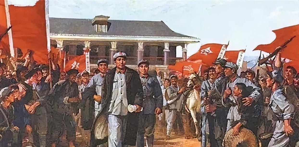 1963年,伐木工山上捡到一枚印章,几个月后公安派3卡车兵力搜山