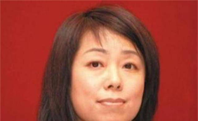 她40岁守寡,后将70亿变成285亿,丈夫临终遗言:你重任在肩_魏东_陈金霞