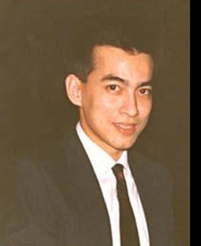西哈莫尼国王有多帅?20岁清秀如贾宝玉,50岁俊美如唐僧