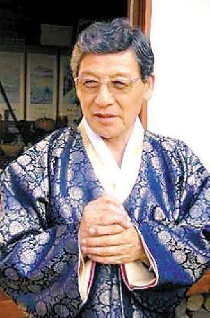 韩国末代皇室太奇葩,皇子夜总会谋生,女皇帝酒店登基,宣布复辟