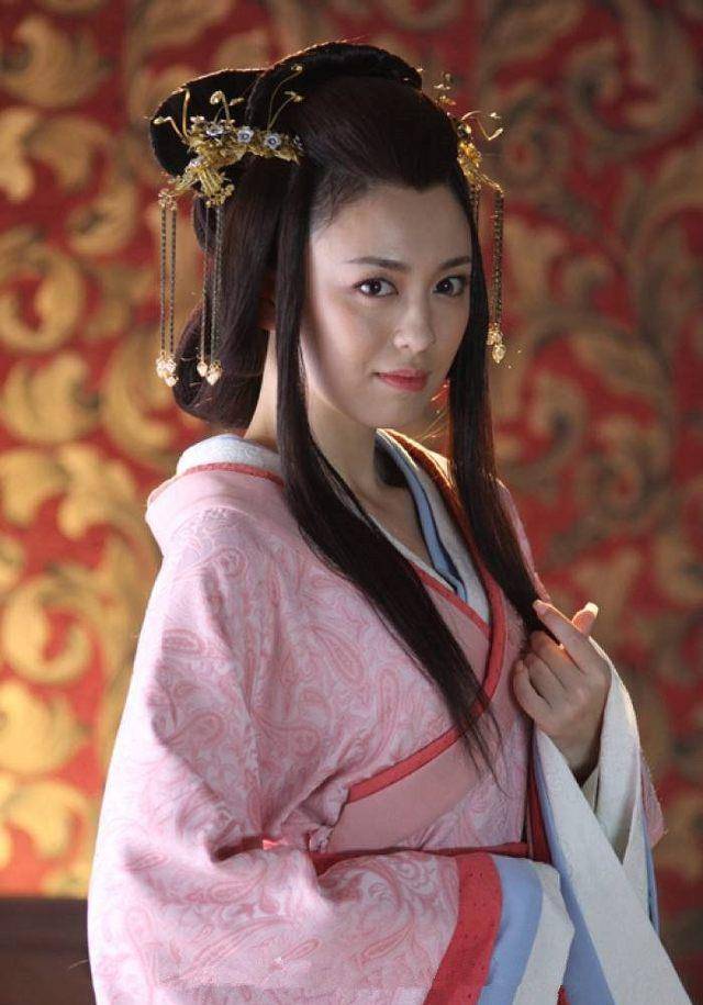百姓时,她温柔贤惠,老公当皇帝后,她却成为第一毒妇_刘邦_吕雉_戚夫人
