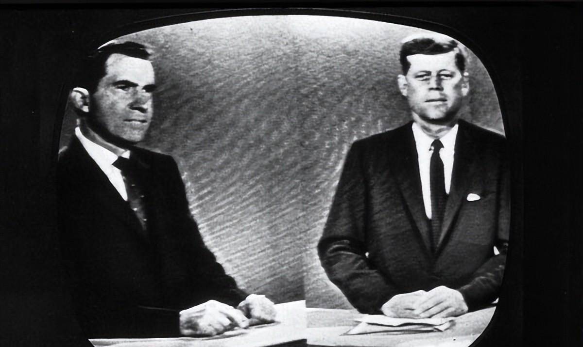 肯尼迪遇刺,遗孀改嫁62岁希腊船王,晚年绝口不提前夫