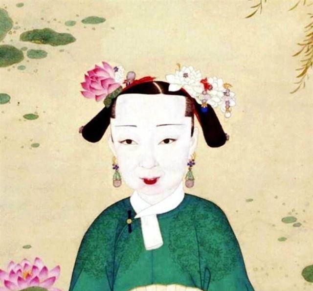 她与康熙生母同出一族,30岁入宫当皇后,死后道光亲自去祭拜56次