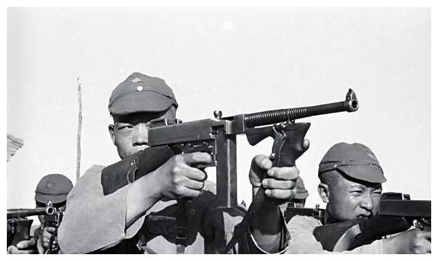 千万别小看这种国产枪械 不论八路军还是晋绥军 都将其当做战场_晋造