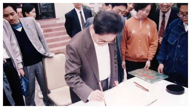 他曾任重庆市长,带动重庆改革开放,后官至正部级,享年70岁