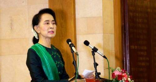 昂山素季:生活在英国只爱家庭的女人,却成为缅甸的实际领导者