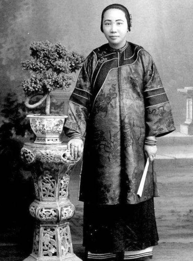 张之洞因子女教育问题,一脚踹死妻子,最后结局如何?