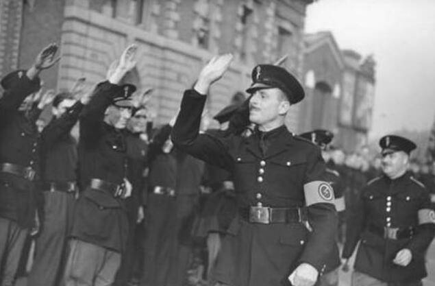 墨索里尼_意大利_黑衫军