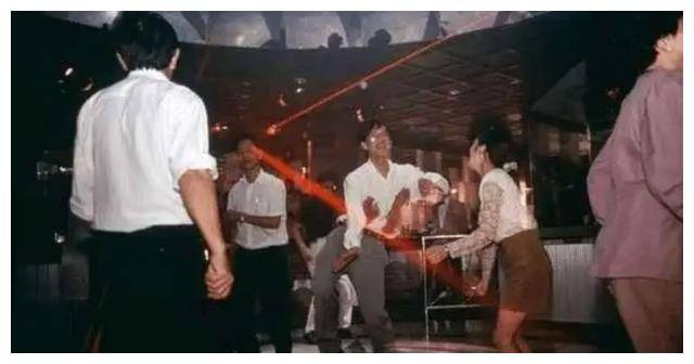 甘肃头号黑老大马冰冰,成立马家军横行兰州10年,最终下场如何?