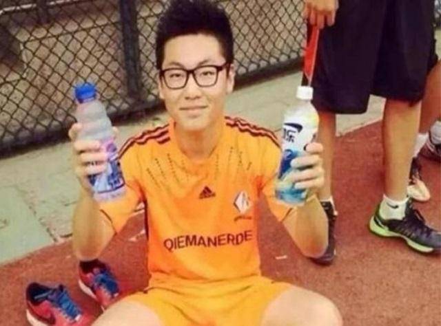 白清扬:白岩松的儿子,超级大学霸,保送伦敦国王学院