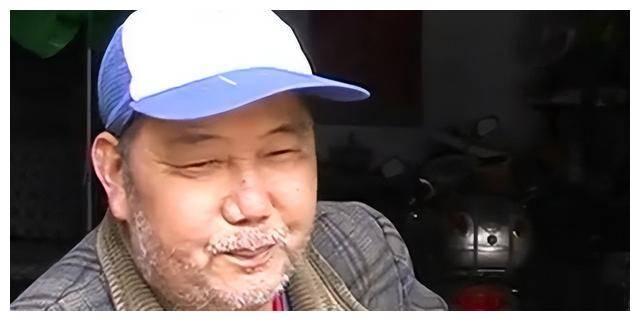 2006年,四川105岁老人拿低保高调征婚:我身份显赫,要50岁老伴