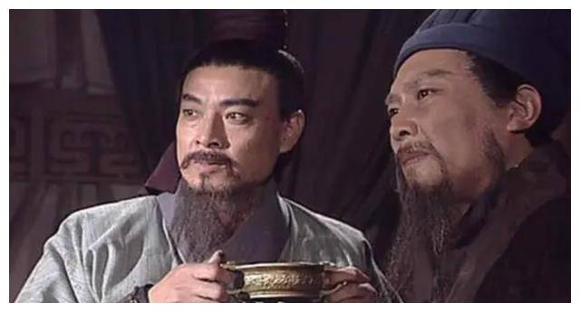 历史开讲:明明马谡失街亭在先,诸葛亮为何斩马谡时要"挥泪"