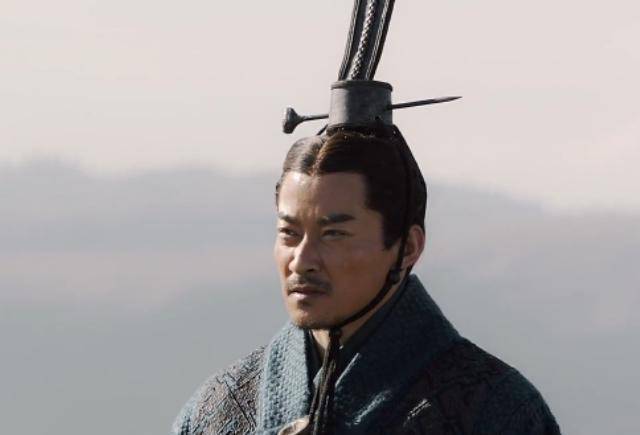 嬴政想要分封诸侯,丞相李斯却力阻分封,这是为什么呢?