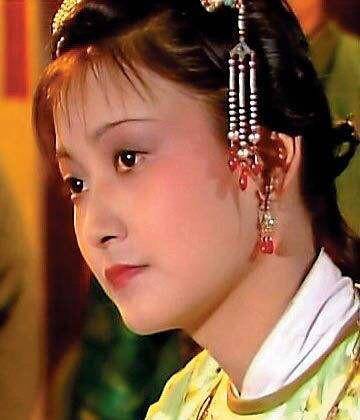 王夫人和赵姨娘斗了一辈子,终究不过红尘可恨可悲的两个女子罢了