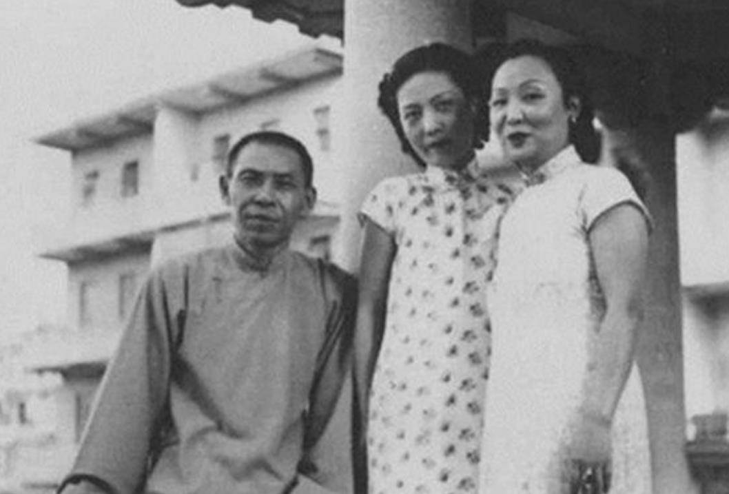 杜月笙痴爱孟小冬30年,62岁与她结婚,临终遗言让她泪崩