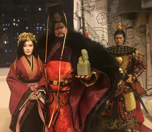 董卓拥有吕布,为何还会被十八路诸侯打翻?看看打他的都是什么人