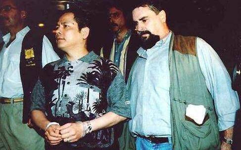 崩牙驹出狱后,2次被对手突然袭击,终找出内奸,利用其成功复仇_黄达豪