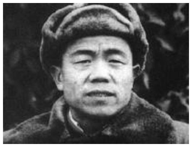 叶帅问许世友:南京军区还指挥得动不?许答完,3位元帅会意一笑_叶剑英_毛主席_中国