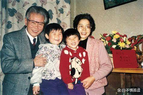 "中国核潜艇之父"彭士禄:96年只爱过一人,一辈子一生情两件事