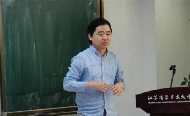 中国两大天才:高中是同桌,毕业后各奔东西,事业巅峰在哈佛遇见_张湛