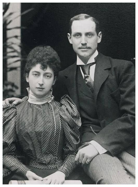 莫德早年曾迷恋嫂子玛丽的弟弟,泰克的弗朗西斯.但对方没看上她.