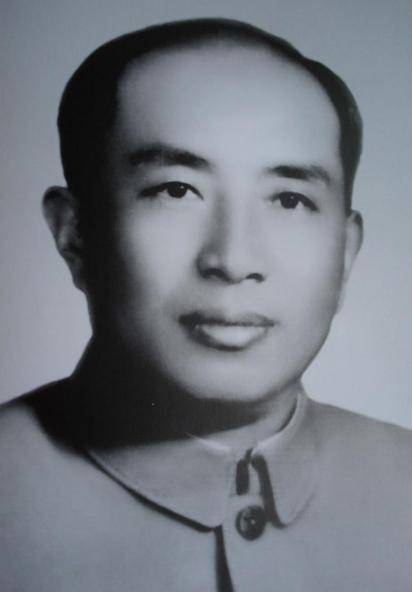 他是广东省的省委书记,建国后虽未被封将,但后来成就很高