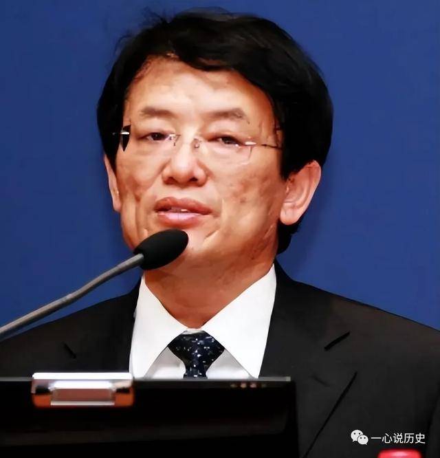 当时的他被组织分配到了神木县担任县长,在那里,雷正西走上了一条不