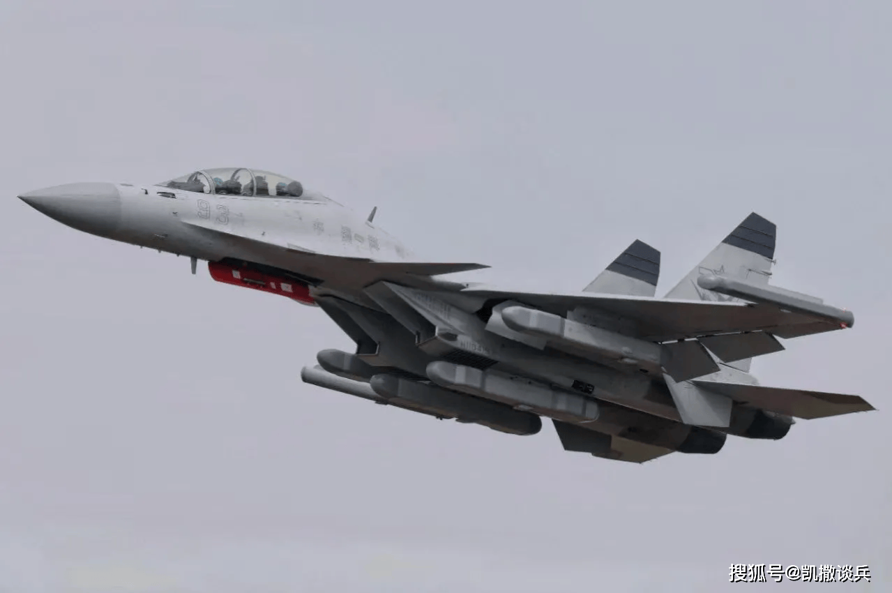 新型歼-15DH电子战机,为什么还不换国产“太行”发动机?_保障_舰载机_山东