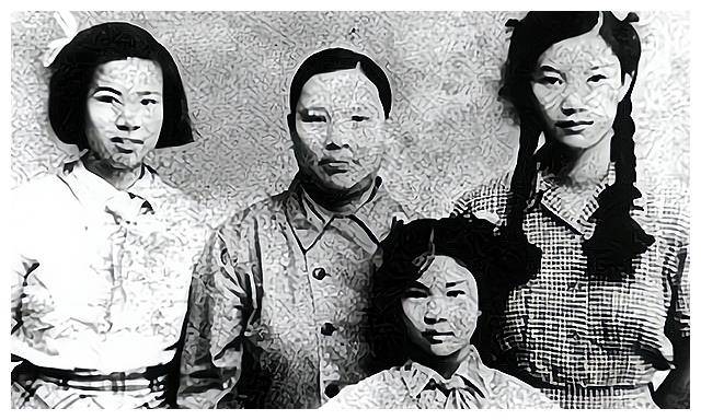 张文秋：毛主席的双重亲家，两个女儿嫁给主席儿子，一个嫁给少将 - 清幽闲适