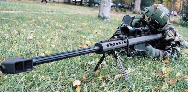 相比寻常枪支,狙击枪威力大,精准度高,射程远.
