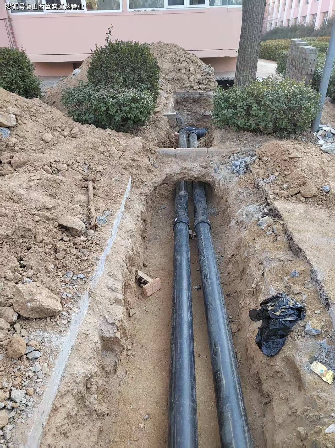 山西冀盛通达管业,太原pe管工地施工现场实拍