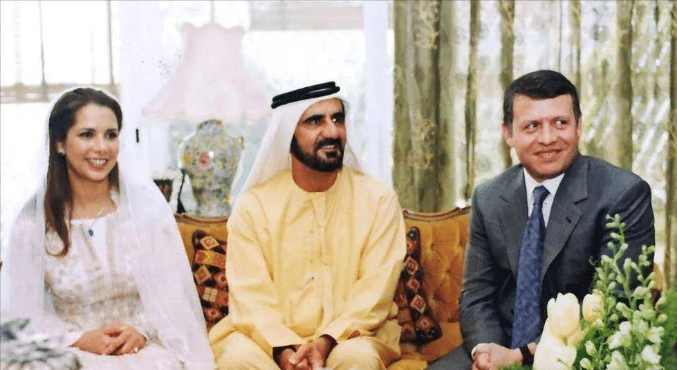 赶走"婆婆,被丈夫独宠29年,比公主小姑子幸福_拉尼娅_阿卜杜拉_侯赛因