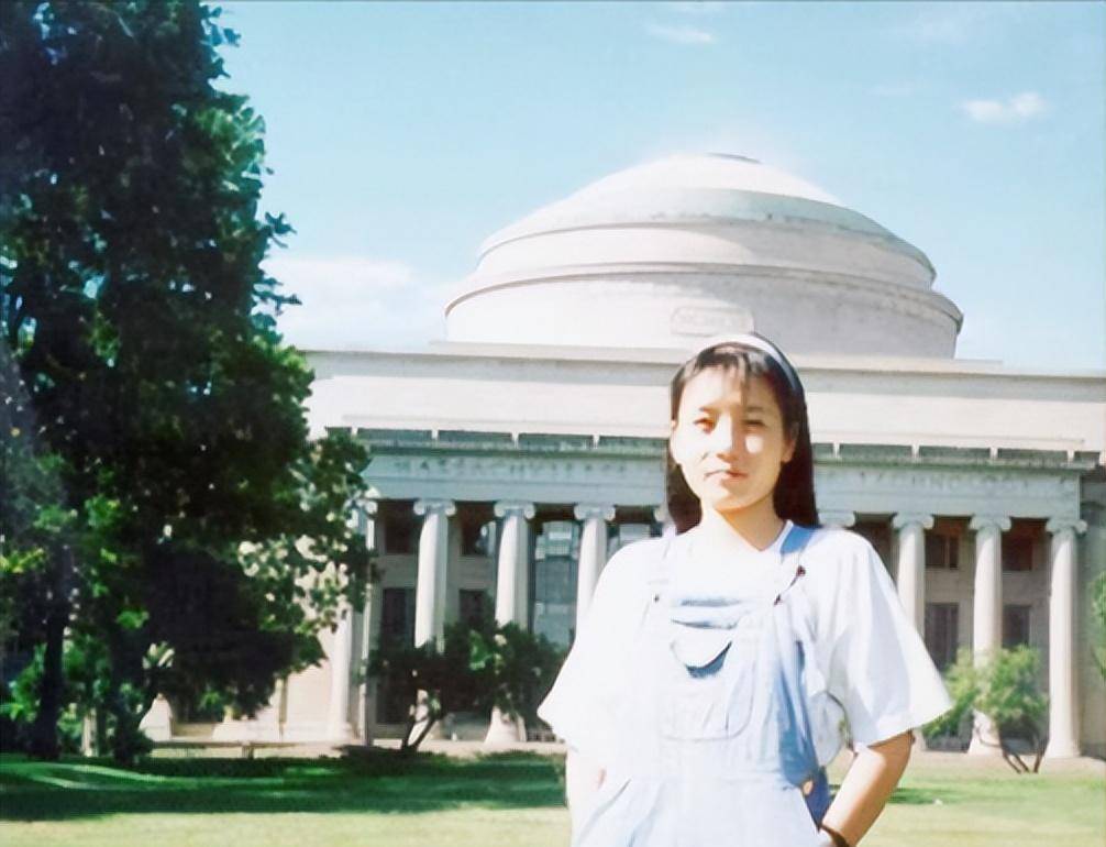 贫民窟神童,14岁上大学,被18所美国名校争抢,30岁哈佛终身教授